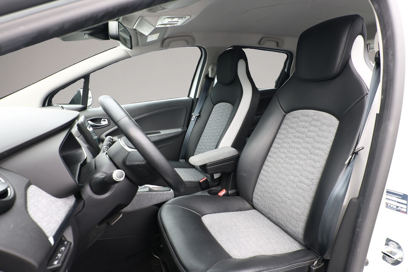 Renault ZOE (08/2020, ELECTRIC)