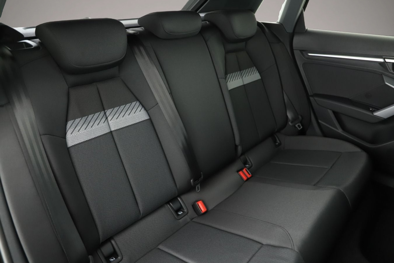Audi A3 (08/2025, Benzin)