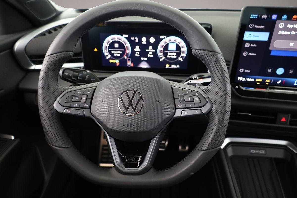 Volkswagen T-Roc (04/2026, Benzin)