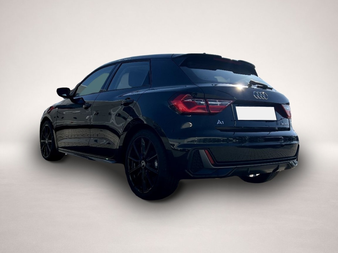 Audi A1 (11/2022, Benzin)