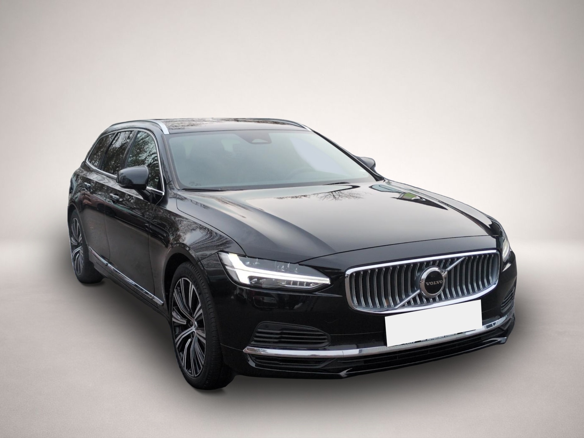 Volvo V90 (12/2022, Hybrid (Benzin/Elektro))