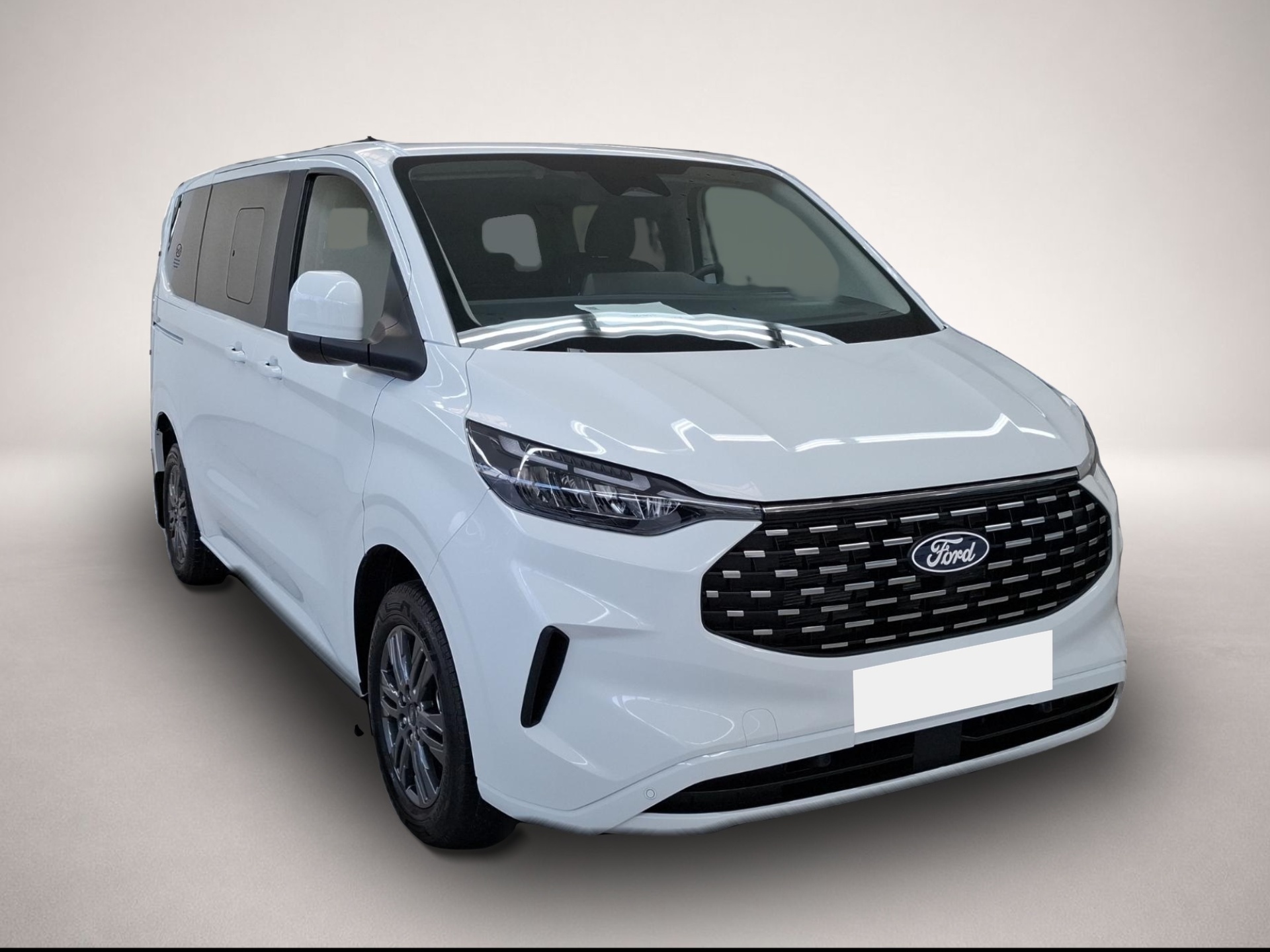 Ford Tourneo Custom (01/2026, Diesel)