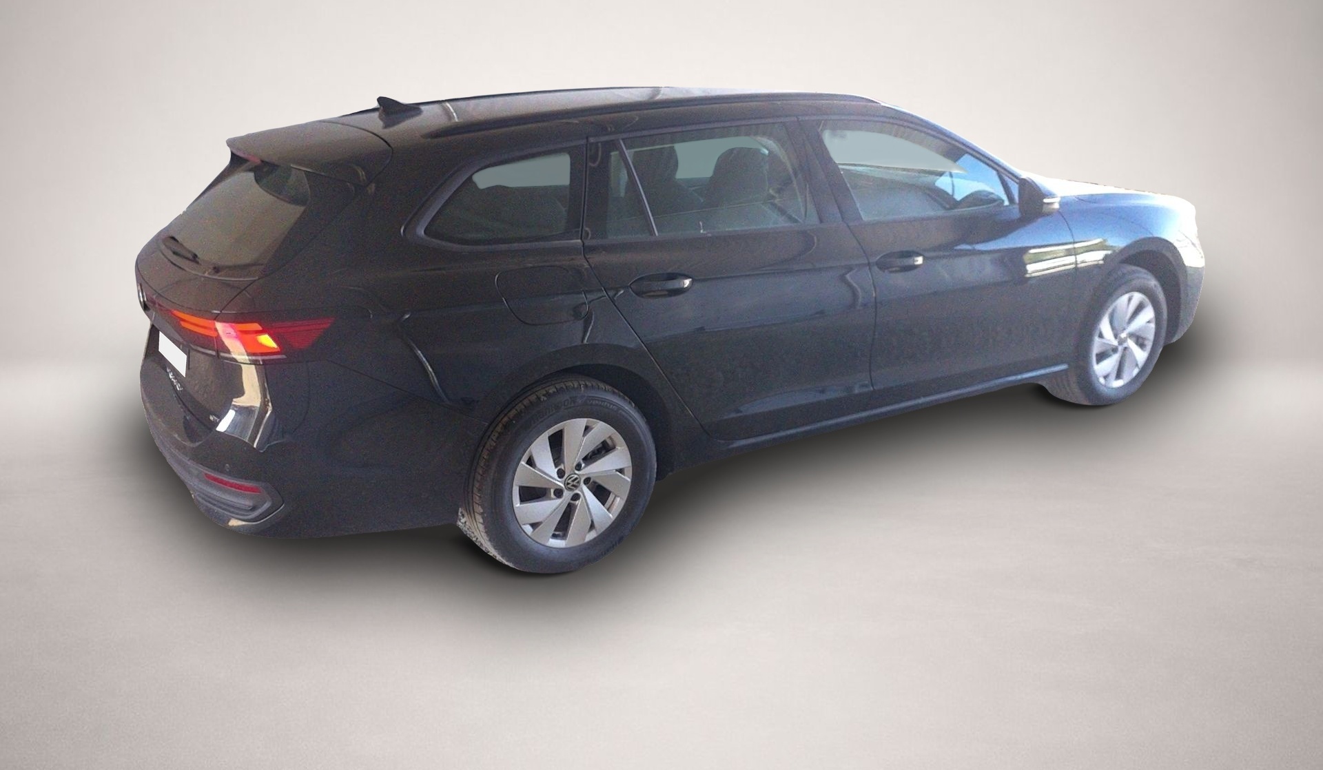 Volkswagen Passat, image 3 of 5