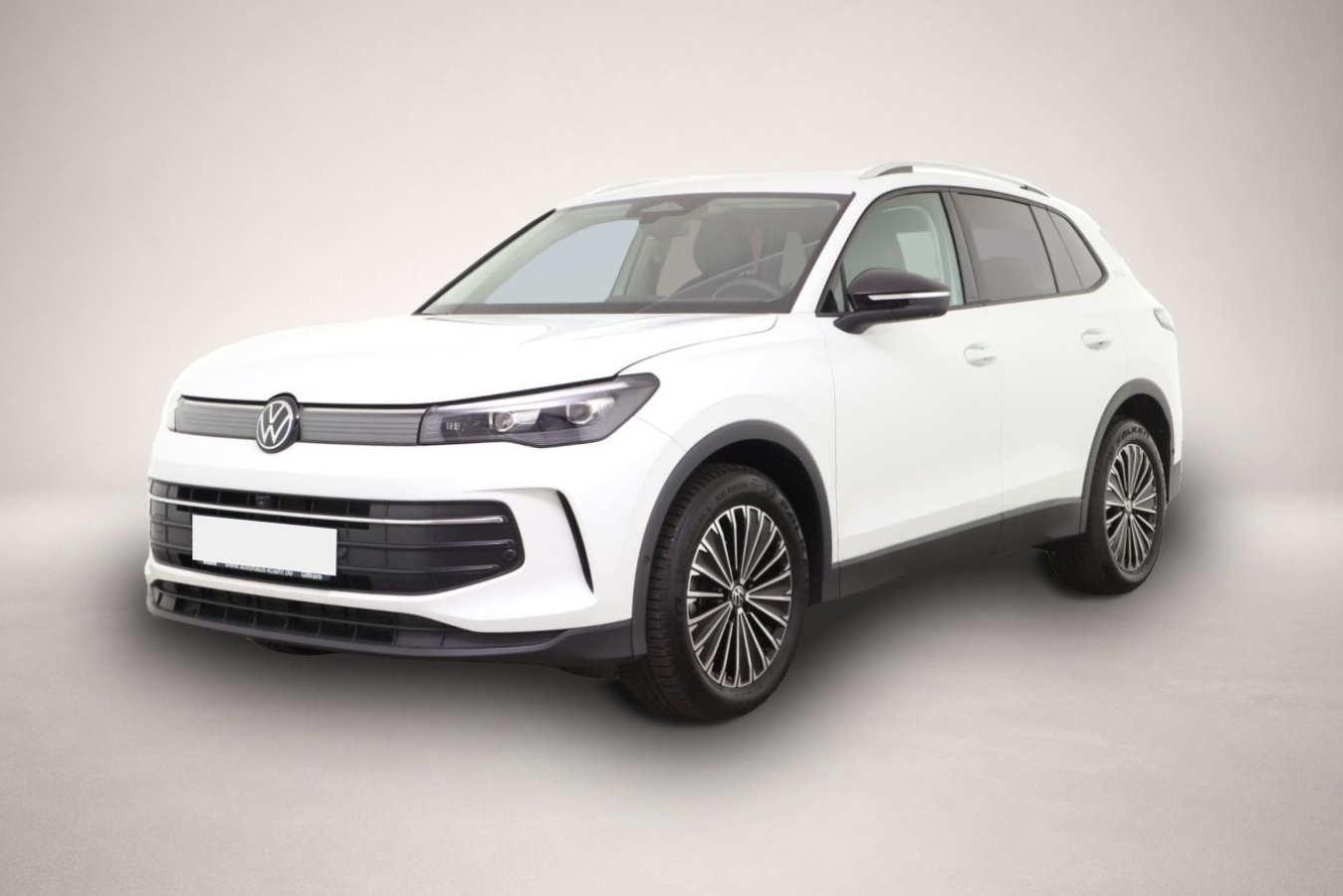 Volkswagen Tiguan (08/2025, Benzin)