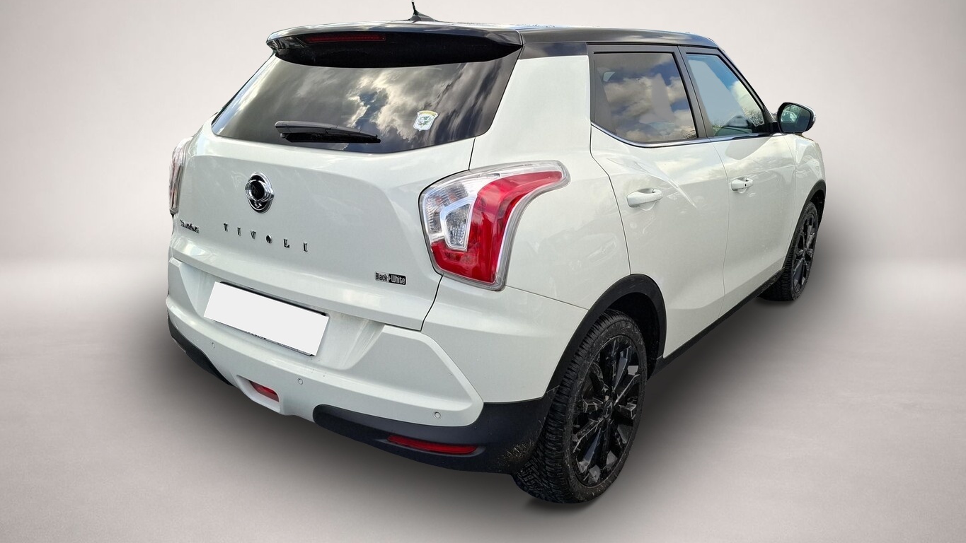 Ssangyong Tivoli (03/2017, )