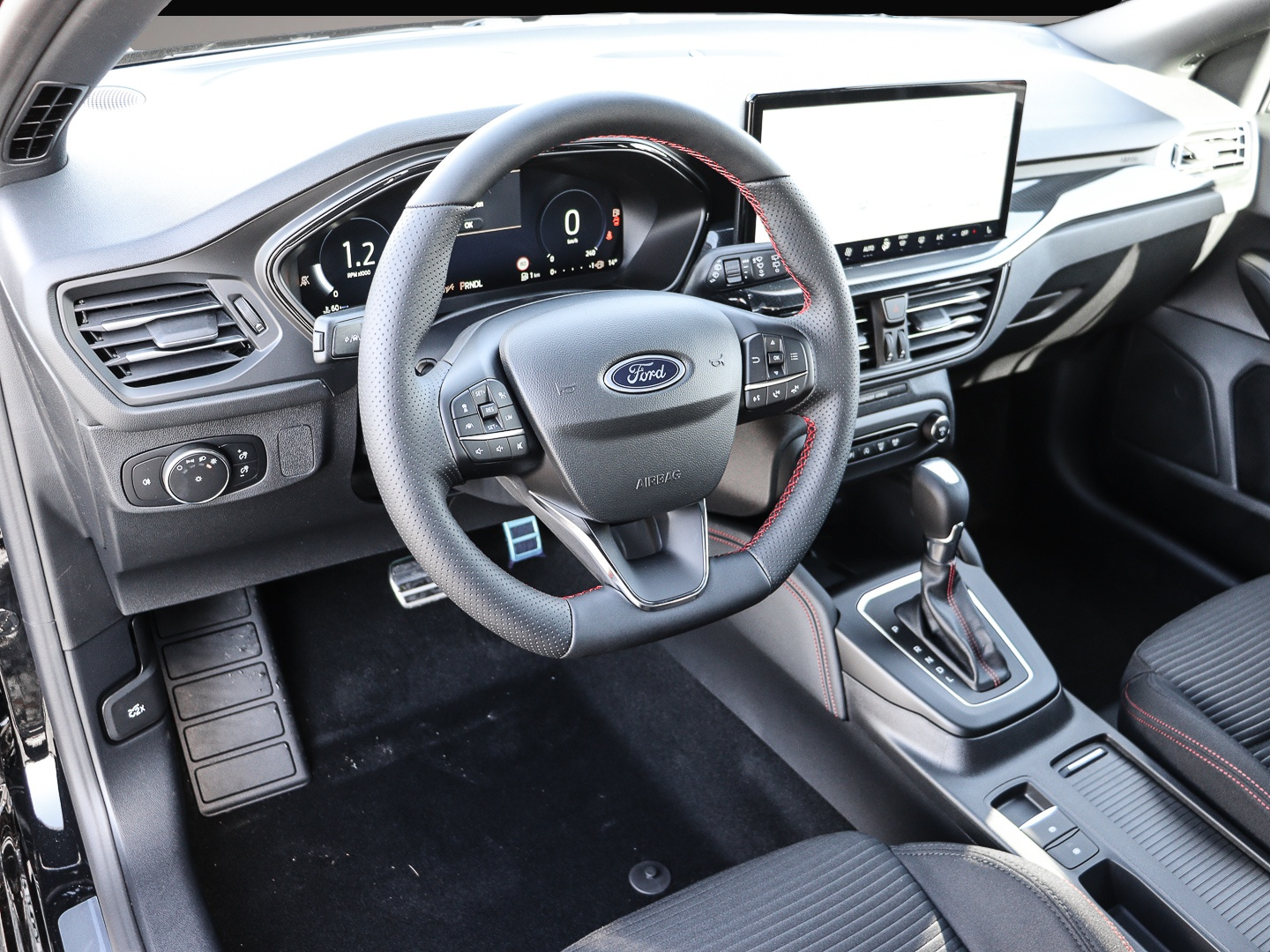 Ford Focus (05/2026, Benzin)