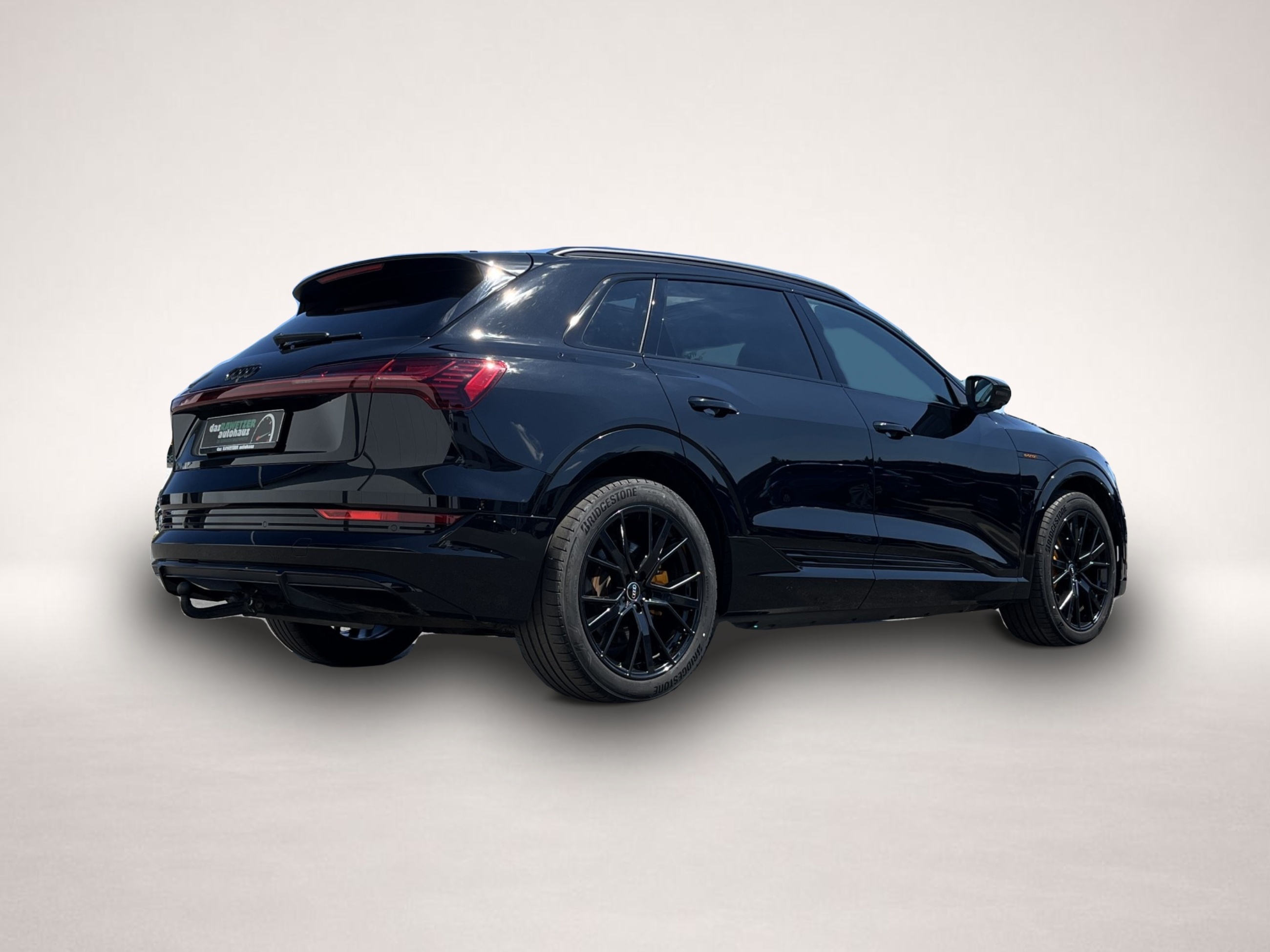Audi e-tron (12/2022, ELECTRIC)
