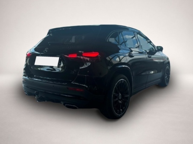 Mercedes-Benz GLA 220 (01/2026, Benzin)