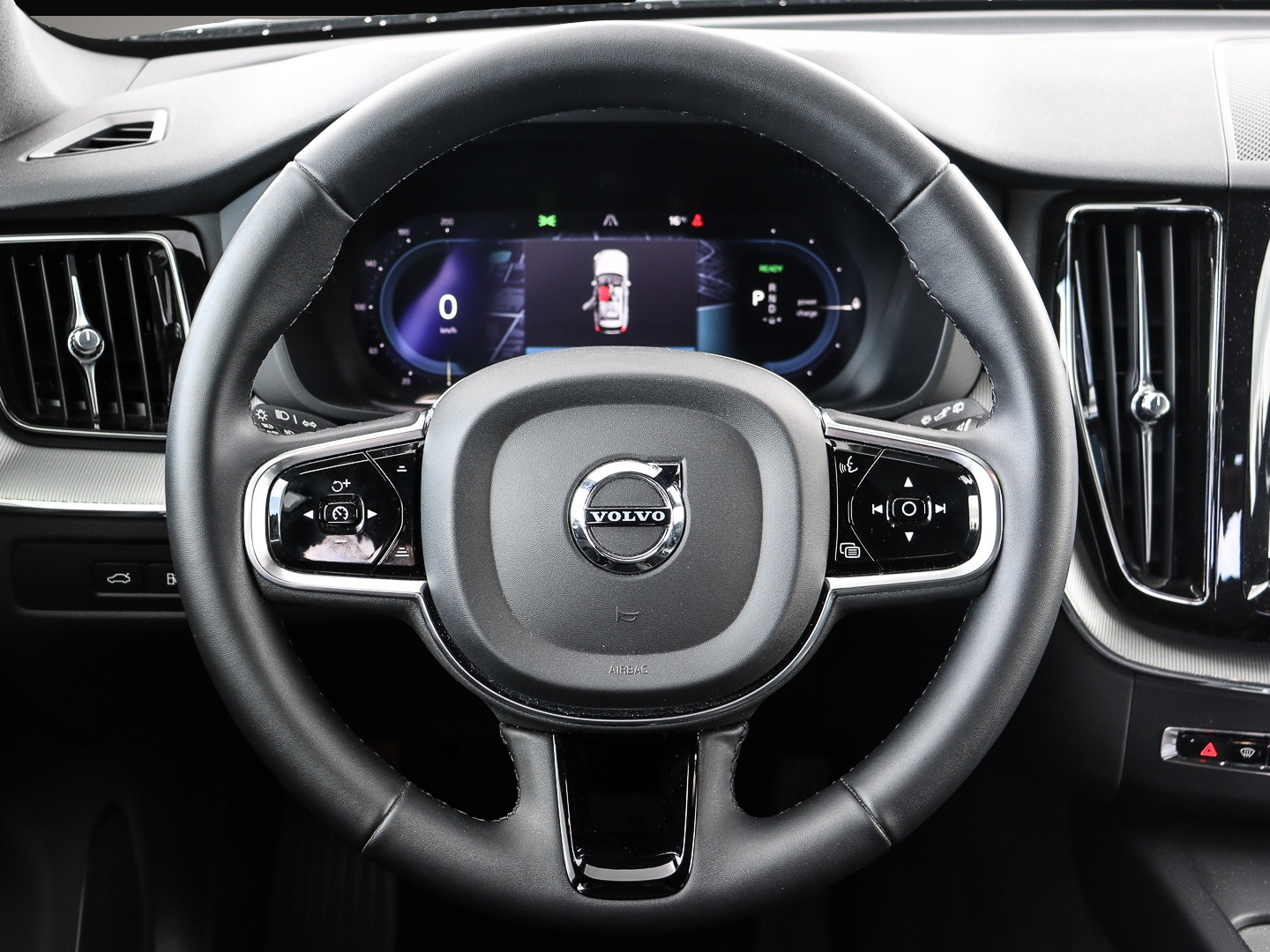 Volvo XC60 (03/2024, Hybrid (Benzin/Elektro))