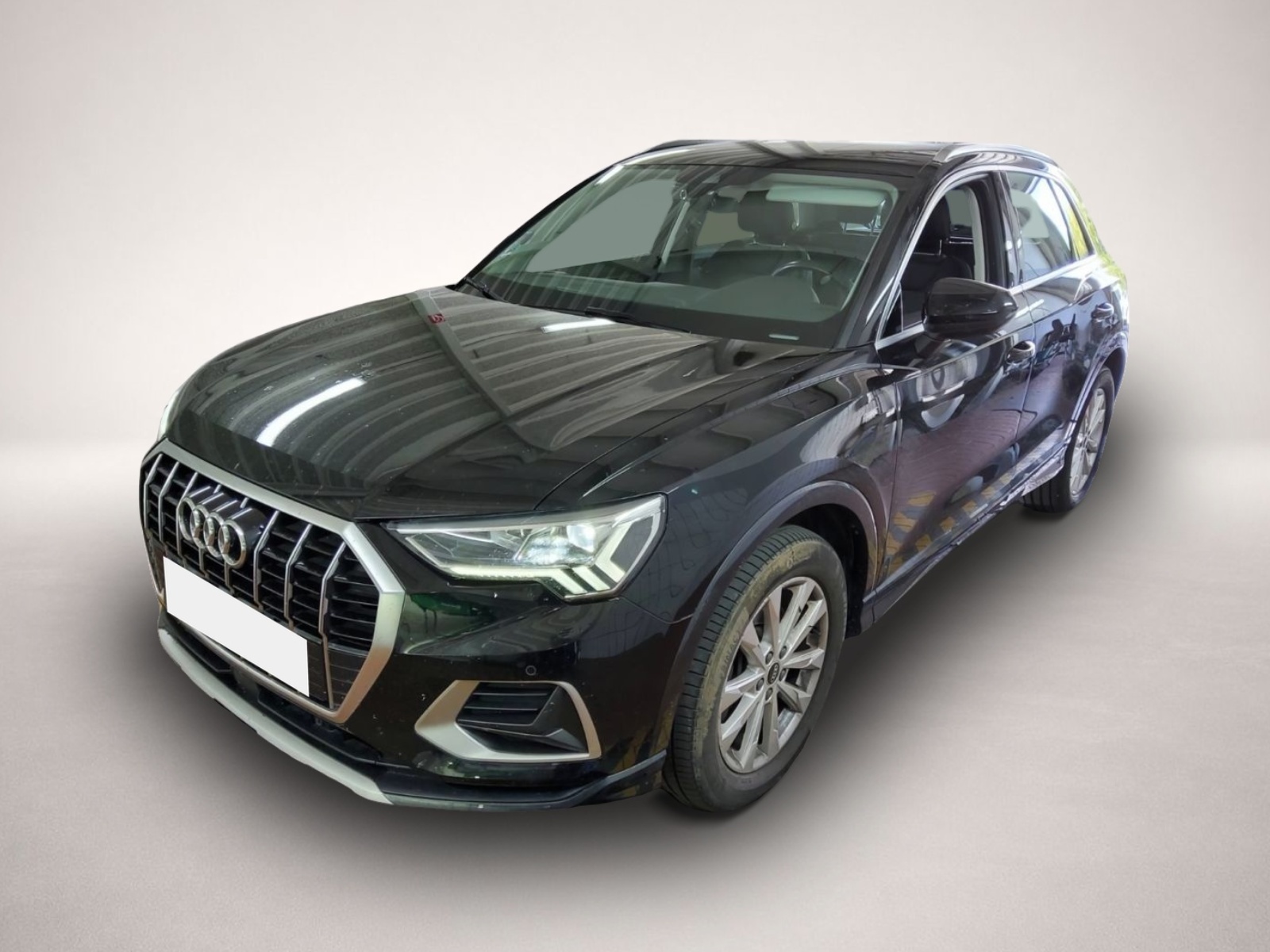 Audi Q3 (04/2021, )