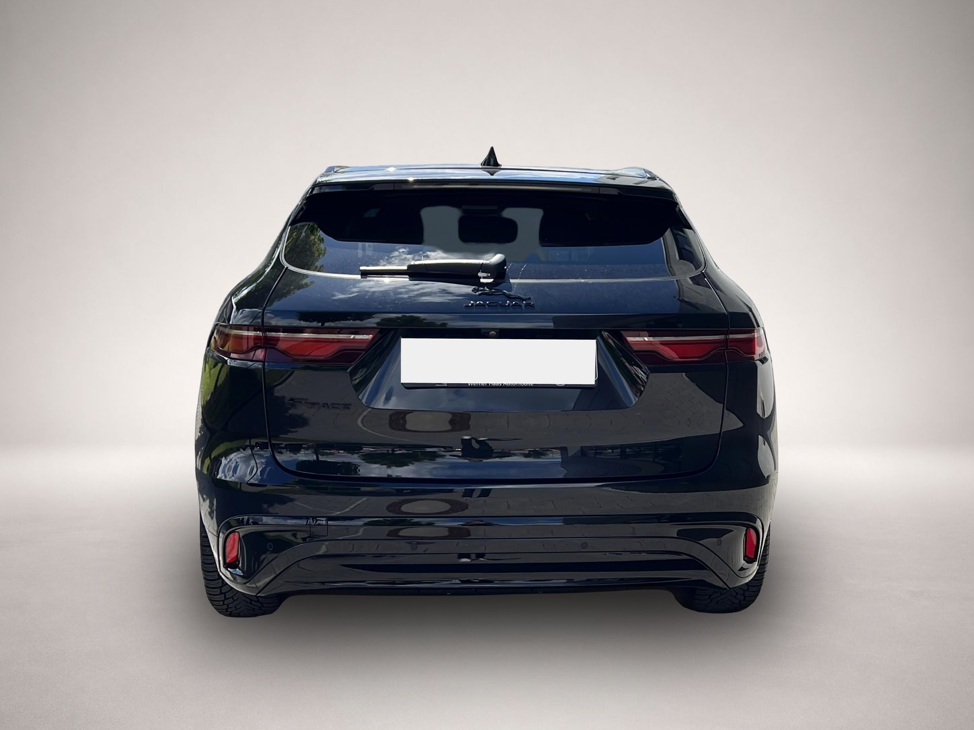Jaguar F-Pace (12/2022, Benzin)