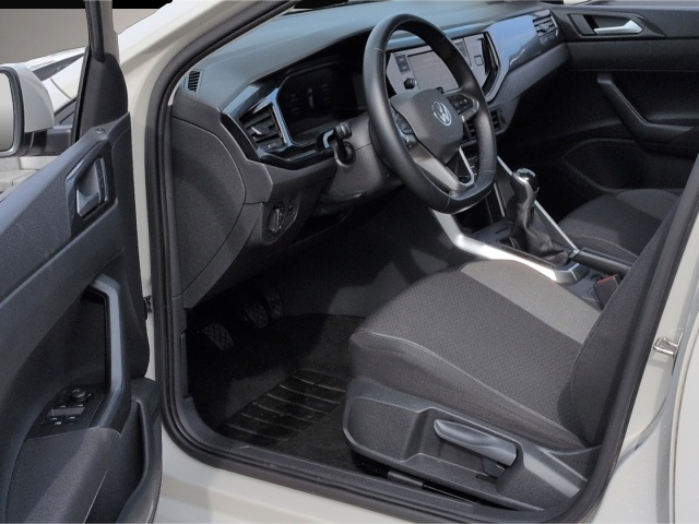 Volkswagen Polo (01/2024, Benzin)
