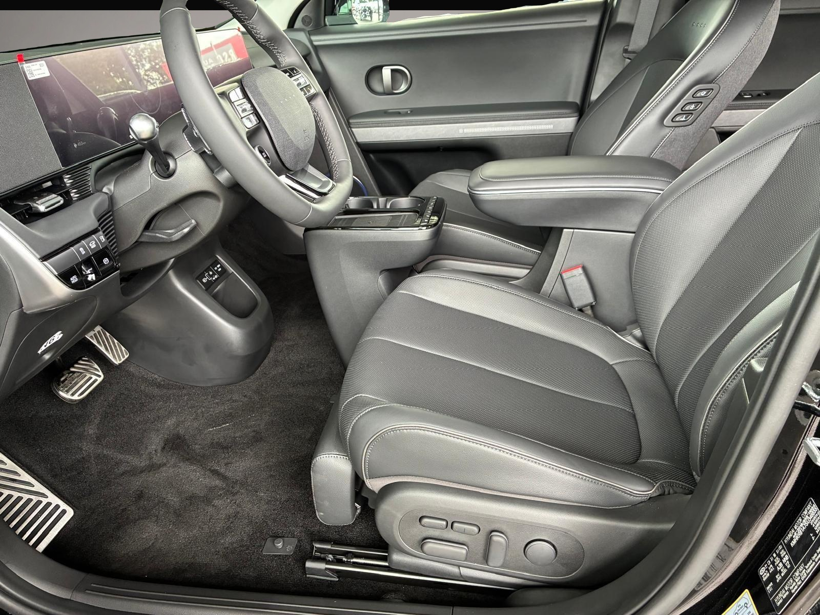 Hyundai IONIQ 5 (10/2025, ELECTRIC)