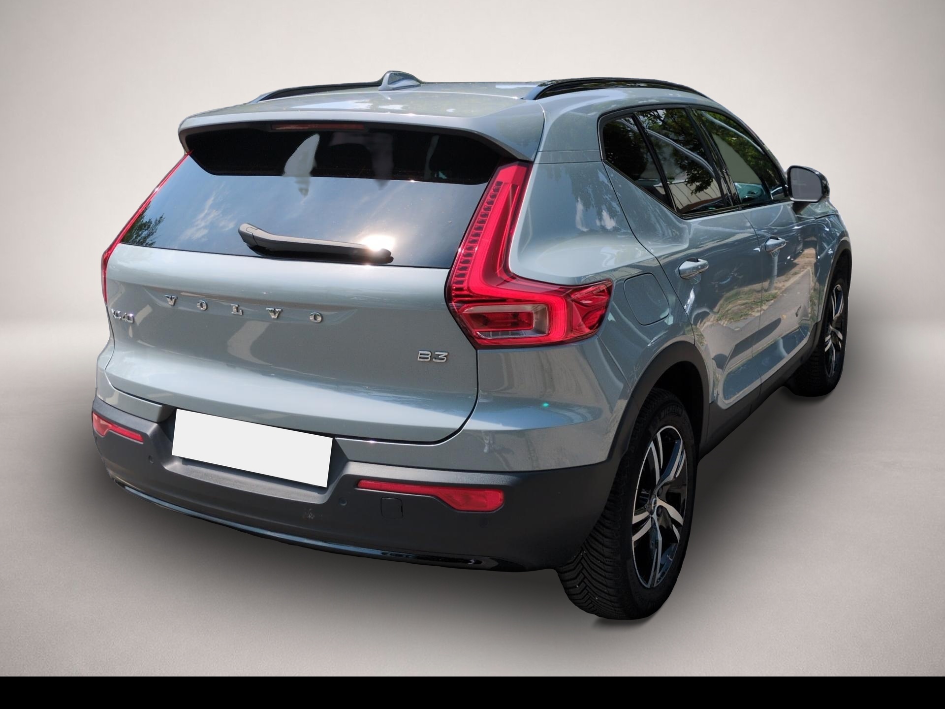 Volvo XC40 (06/2024, Benzin)