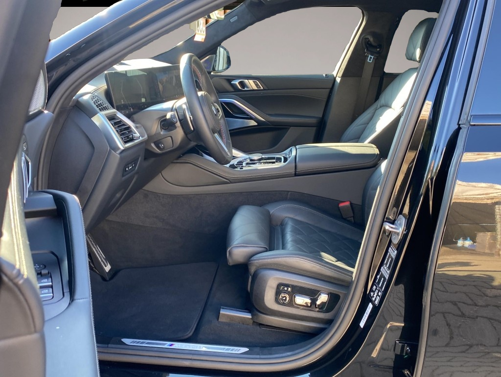 BMW X6 M60 (01/2025, Benzin)