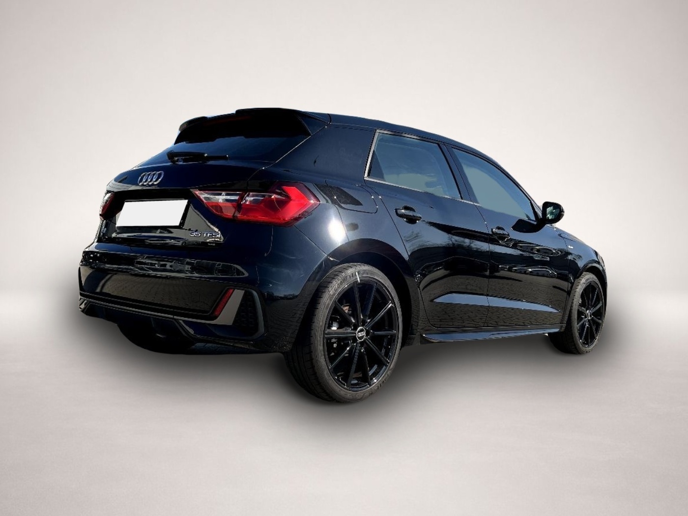 Audi A1 (11/2022, Benzin)
