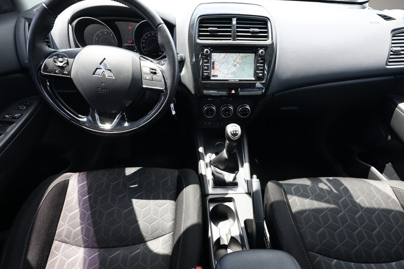 Mitsubishi ASX (06/2020, Benzin)