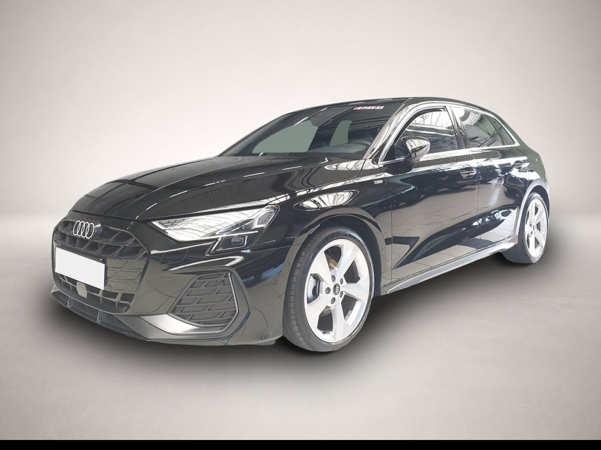 Audi A3 (08/2025, Benzin)