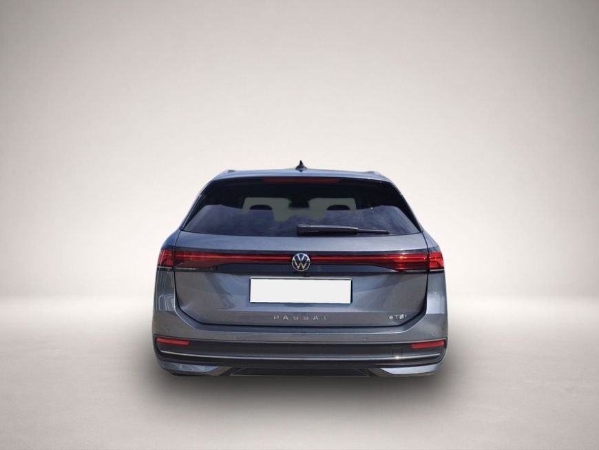 Volkswagen Passat Variant (06/2025, Benzin)