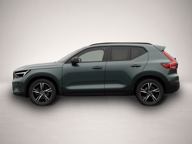 Volvo XC40 (05/2026, Benzin)