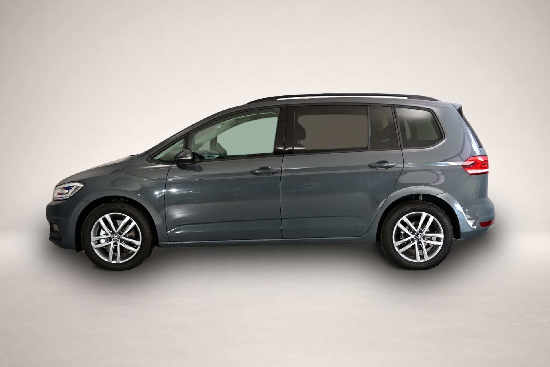 Volkswagen Touran (04/2026, Benzin)