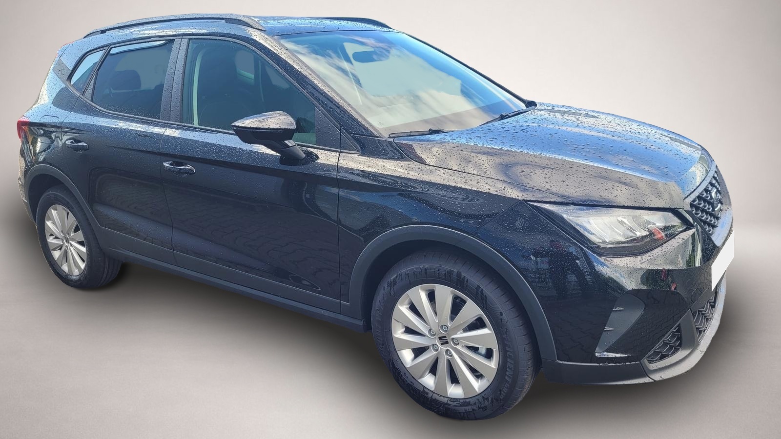 Seat Arona (12/2025, Benzin)