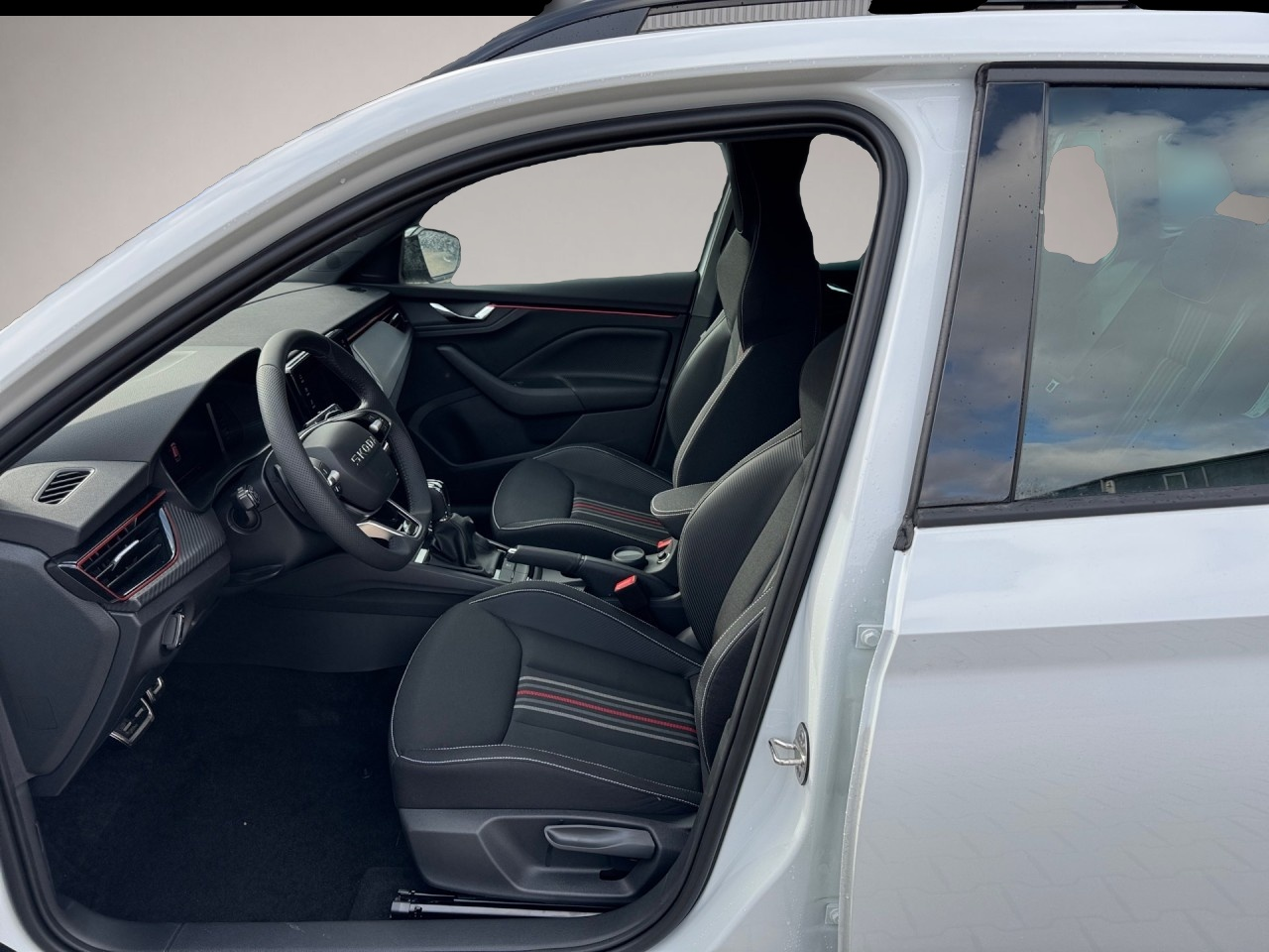 Skoda Kamiq (, Benzin)