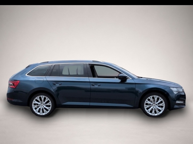 Skoda Superb (07/2022, Diesel)
