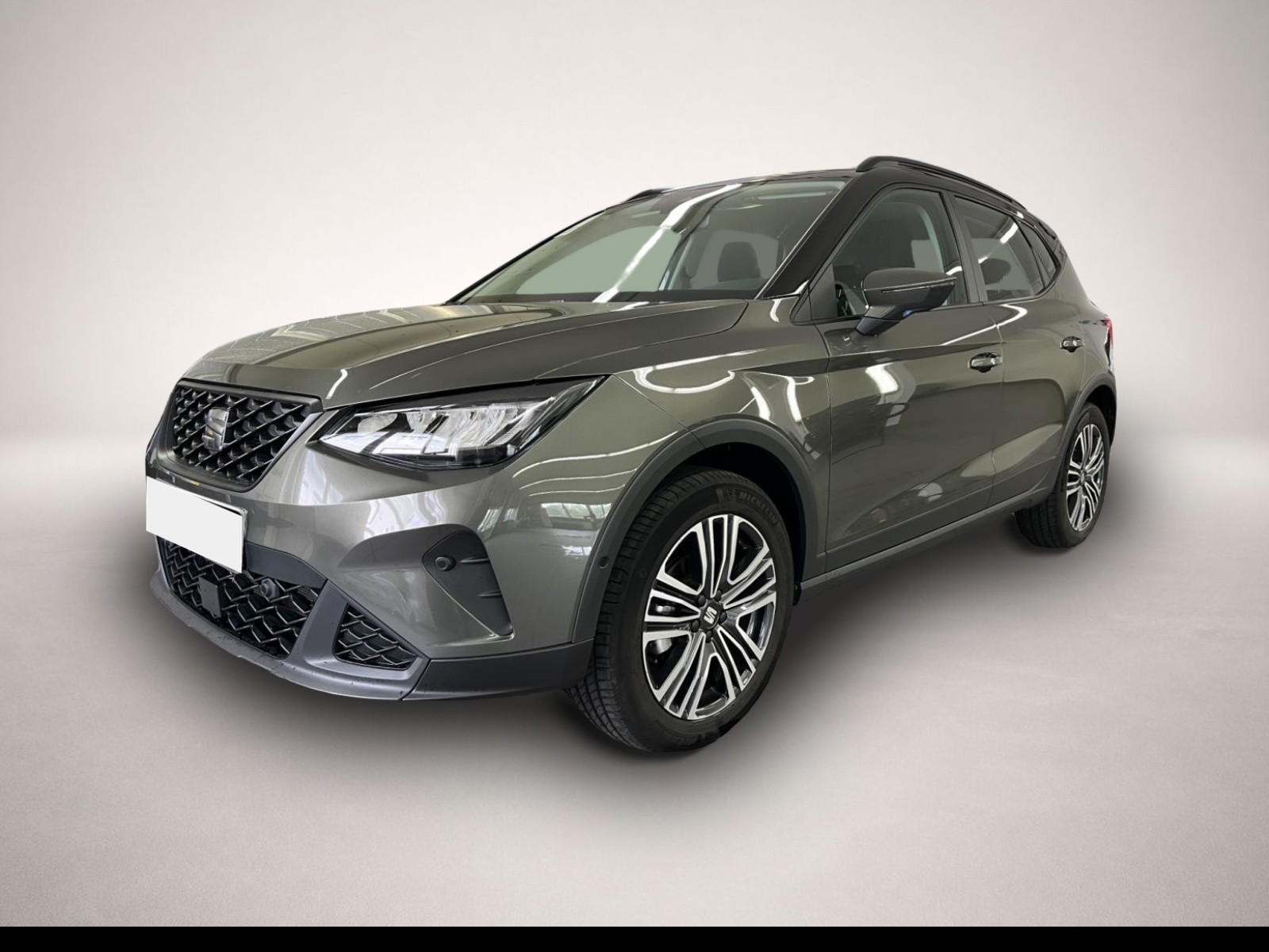 Seat Arona (04/2024, Benzin)