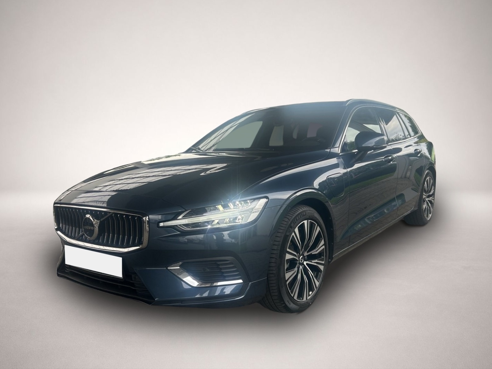 Volvo V60 (10/2022, )