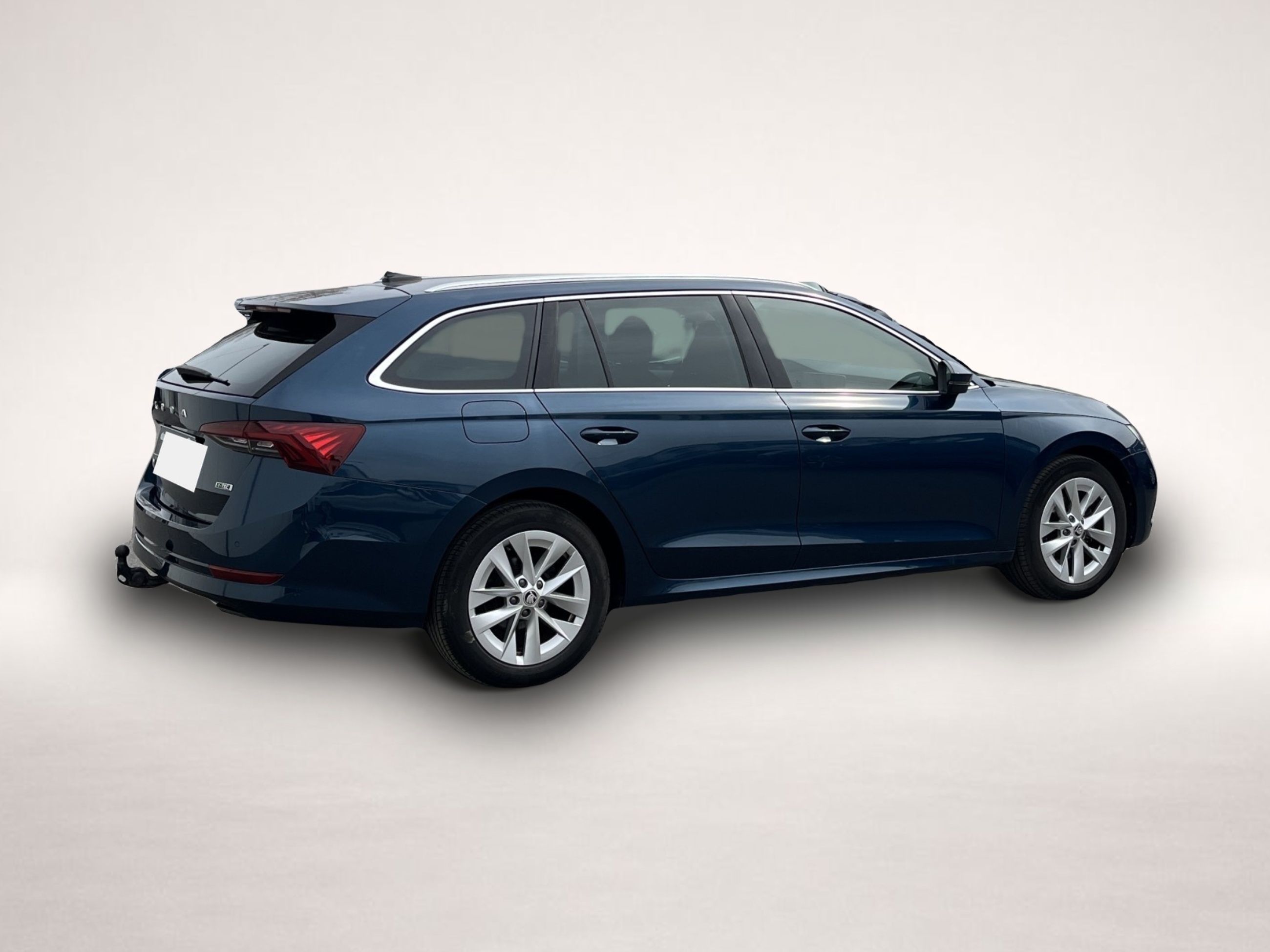Skoda Octavia (12/2021, Benzin)