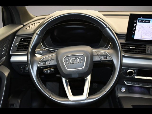 Audi Q5 (11/2022, Benzin)