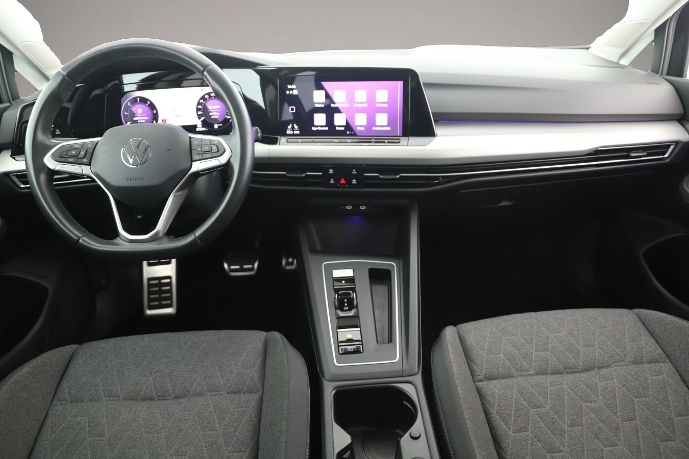 Volkswagen Golf (04/2024, )