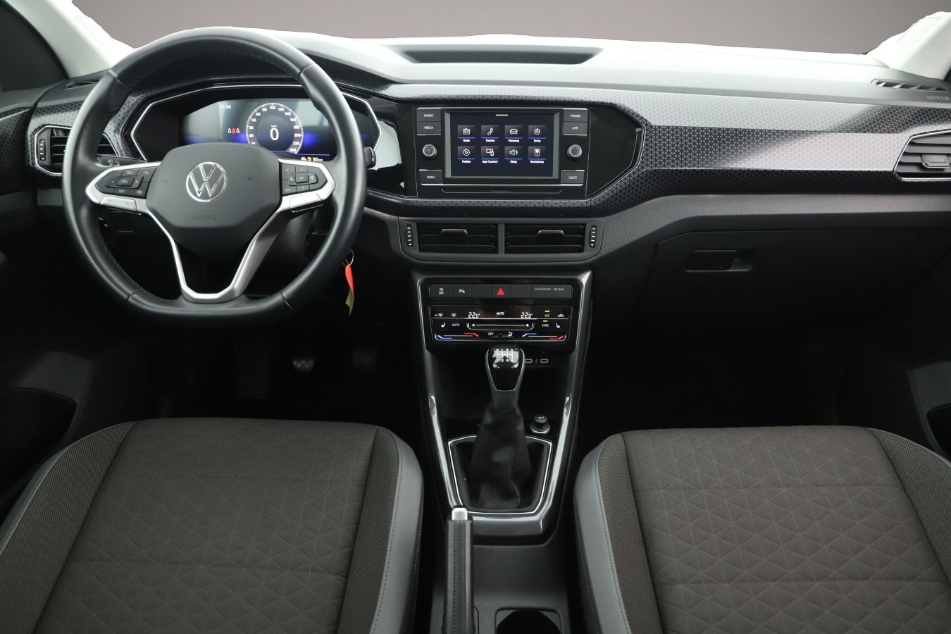 Volkswagen T-Cross (06/2023, Benzin)