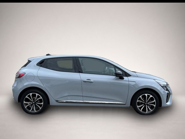 Renault Clio (04/2025, Benzin)