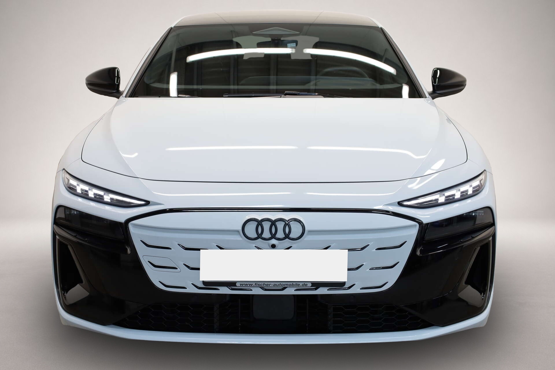 Audi e-tron (11/2025, ELECTRIC)