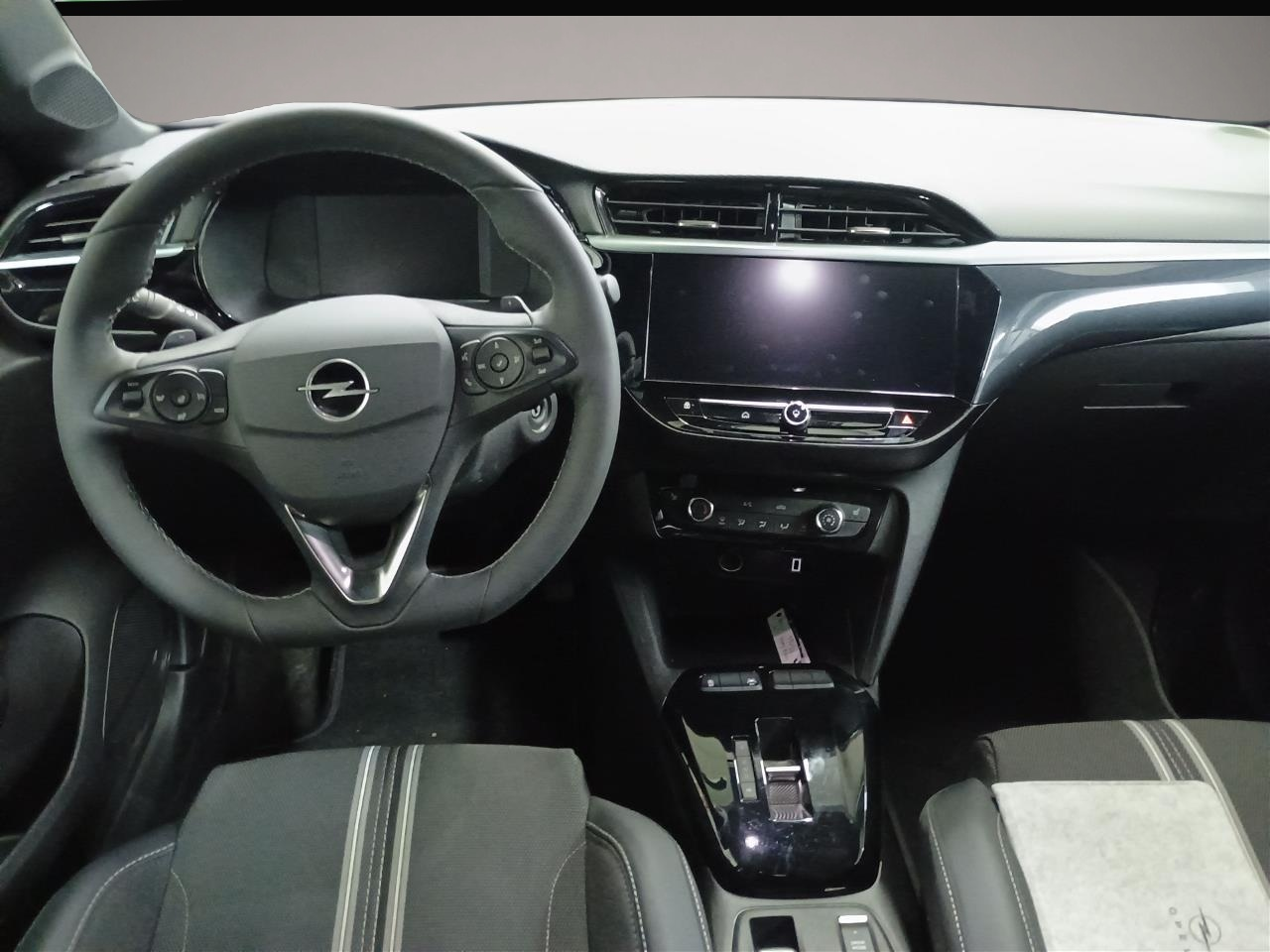 Opel Corsa (06/2025, Benzin)