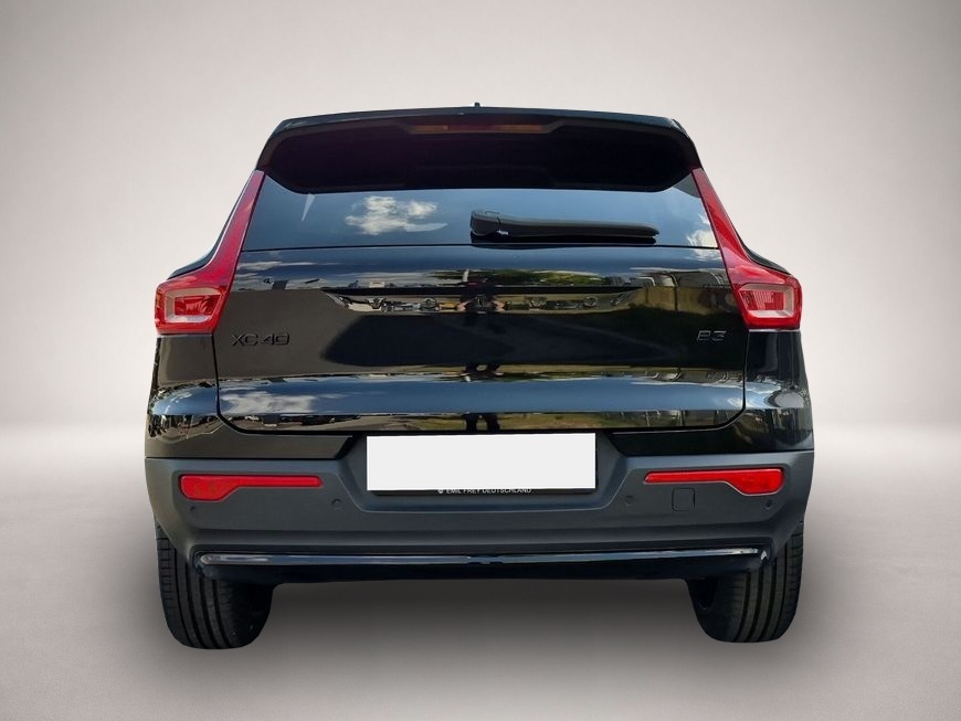 Volvo XC40 (06/2025, Benzin)