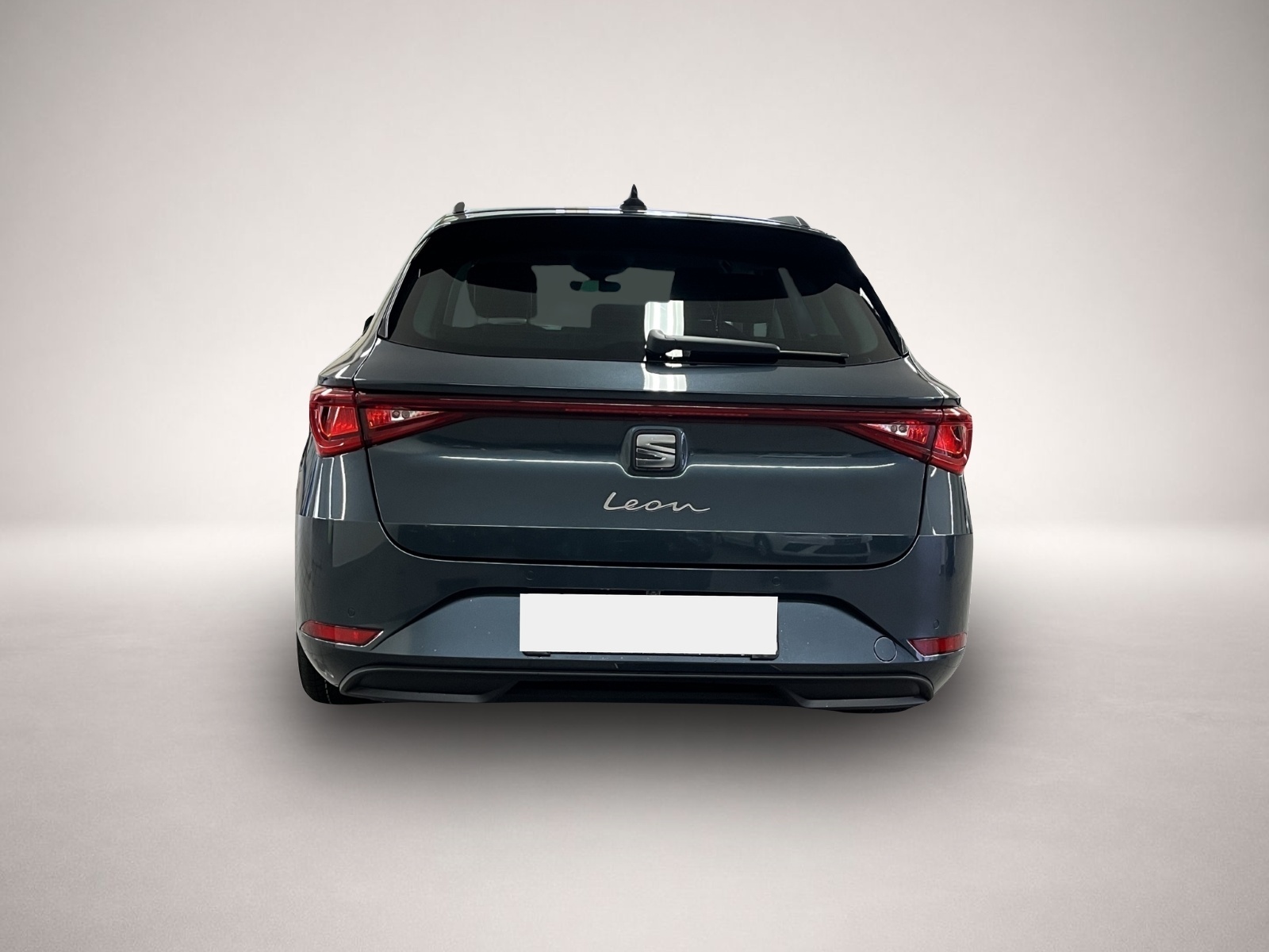 Seat Leon (08/2025, Benzin)