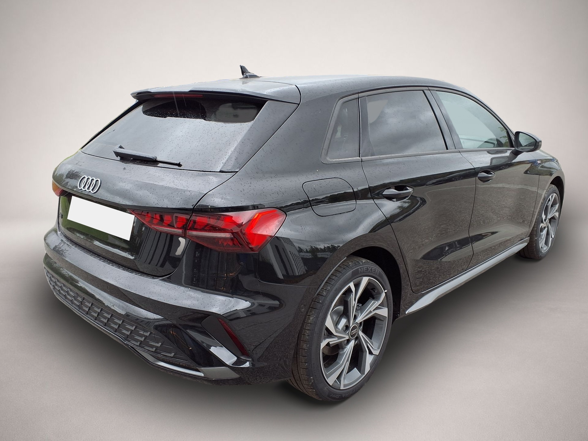 Audi A3, image 3 of 4