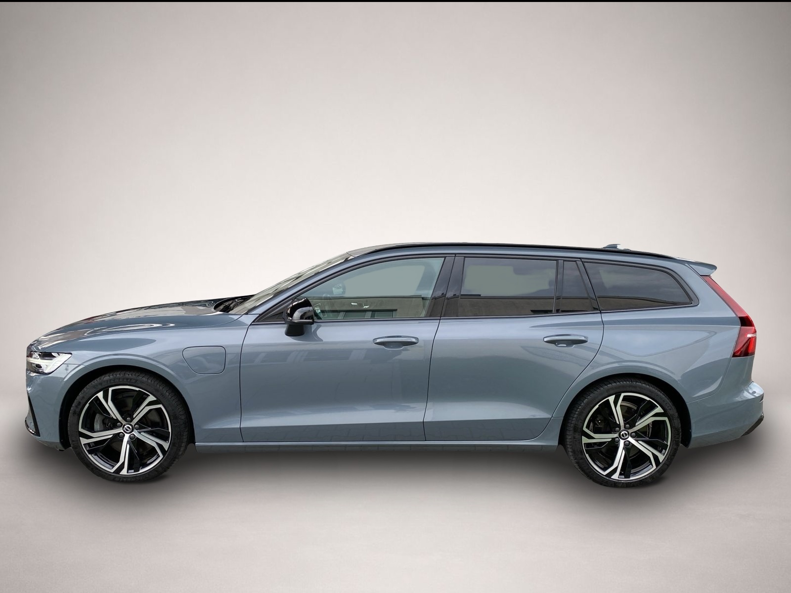 Volvo V60 (03/2023, )