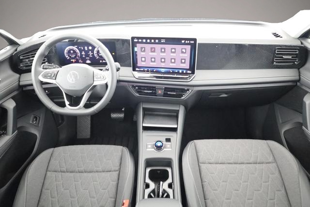 Volkswagen Tiguan (, Benzin)