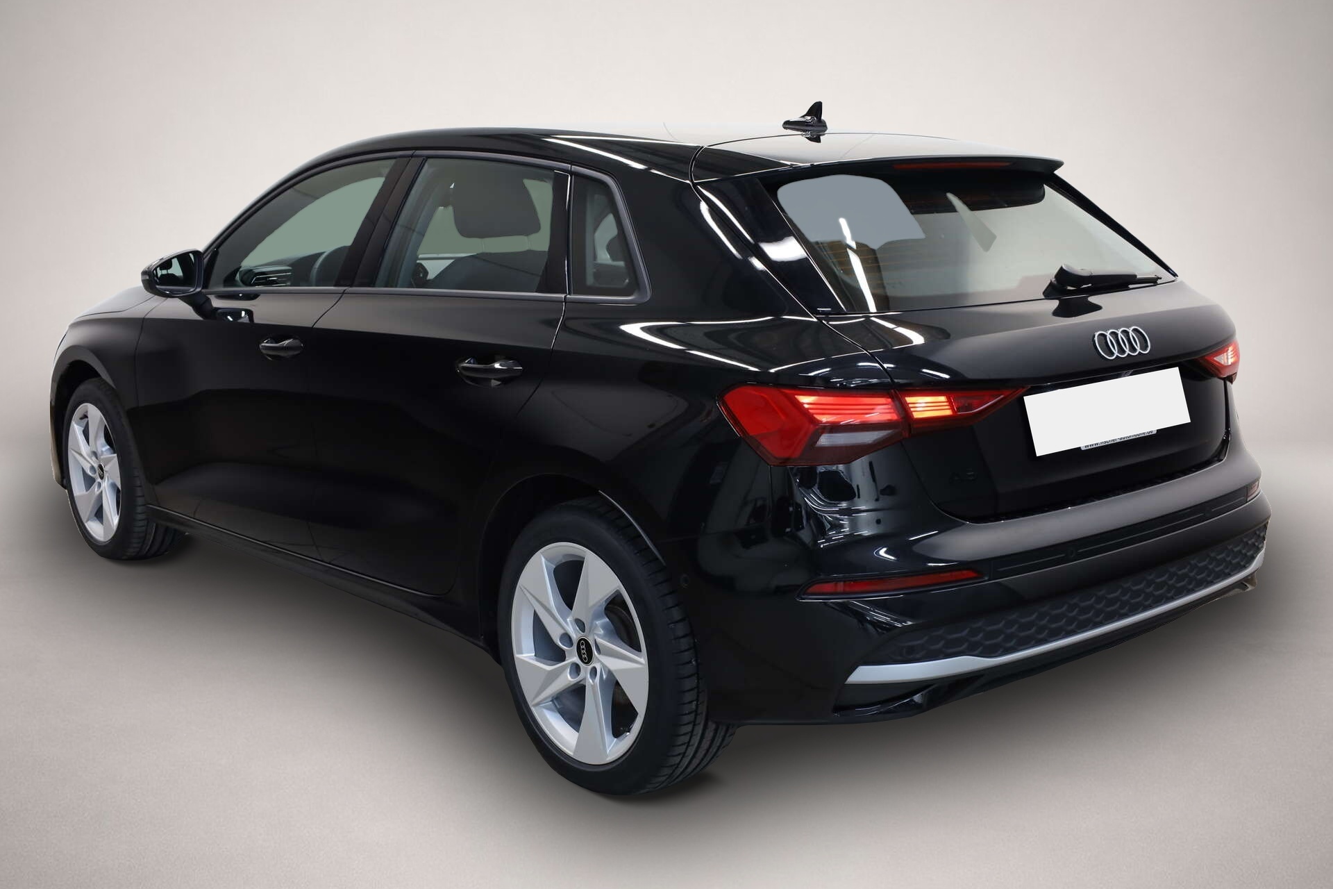 Audi A3 (07/2025, Benzin)