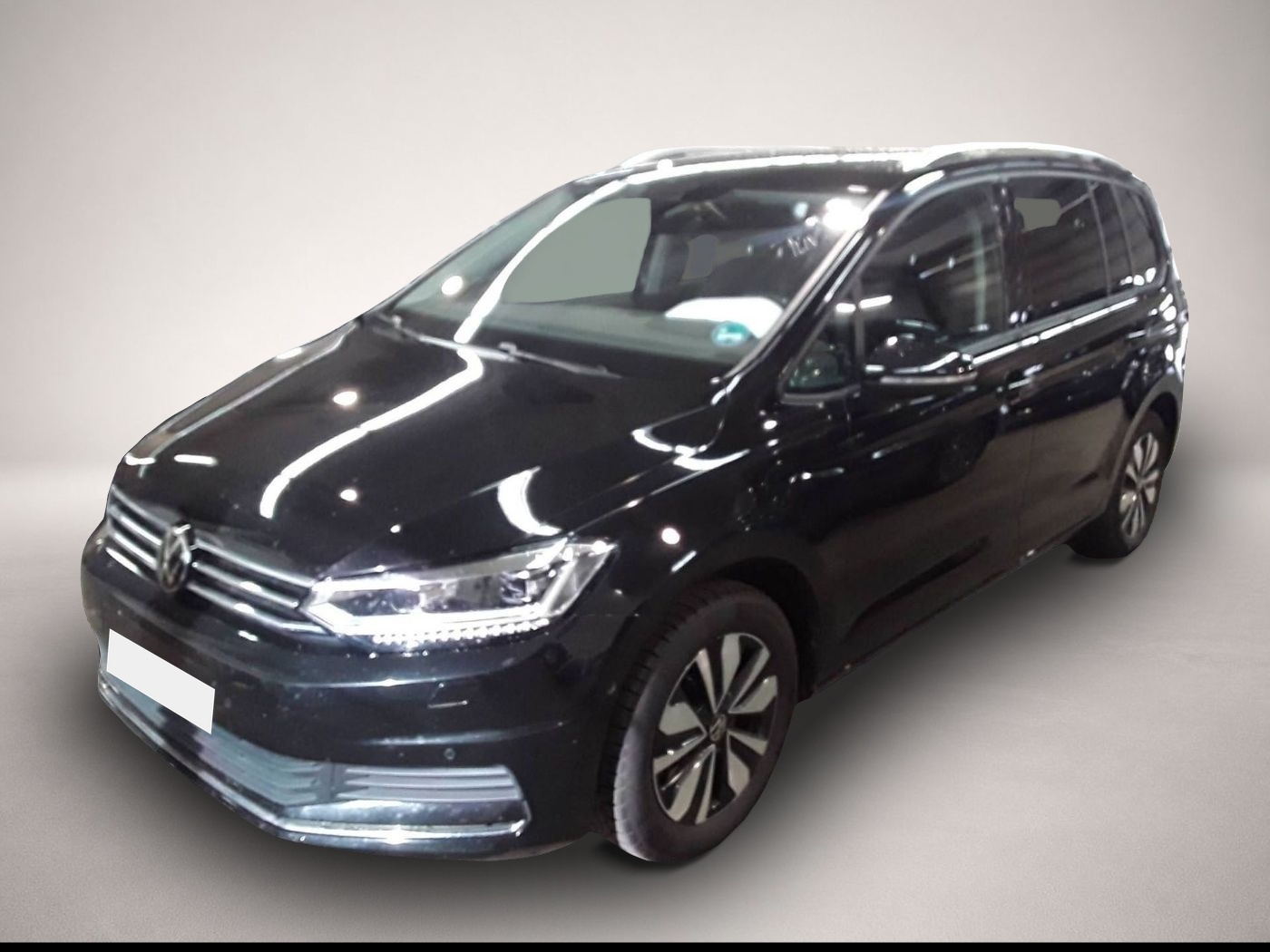 Volkswagen Touran (11/2025, Benzin)