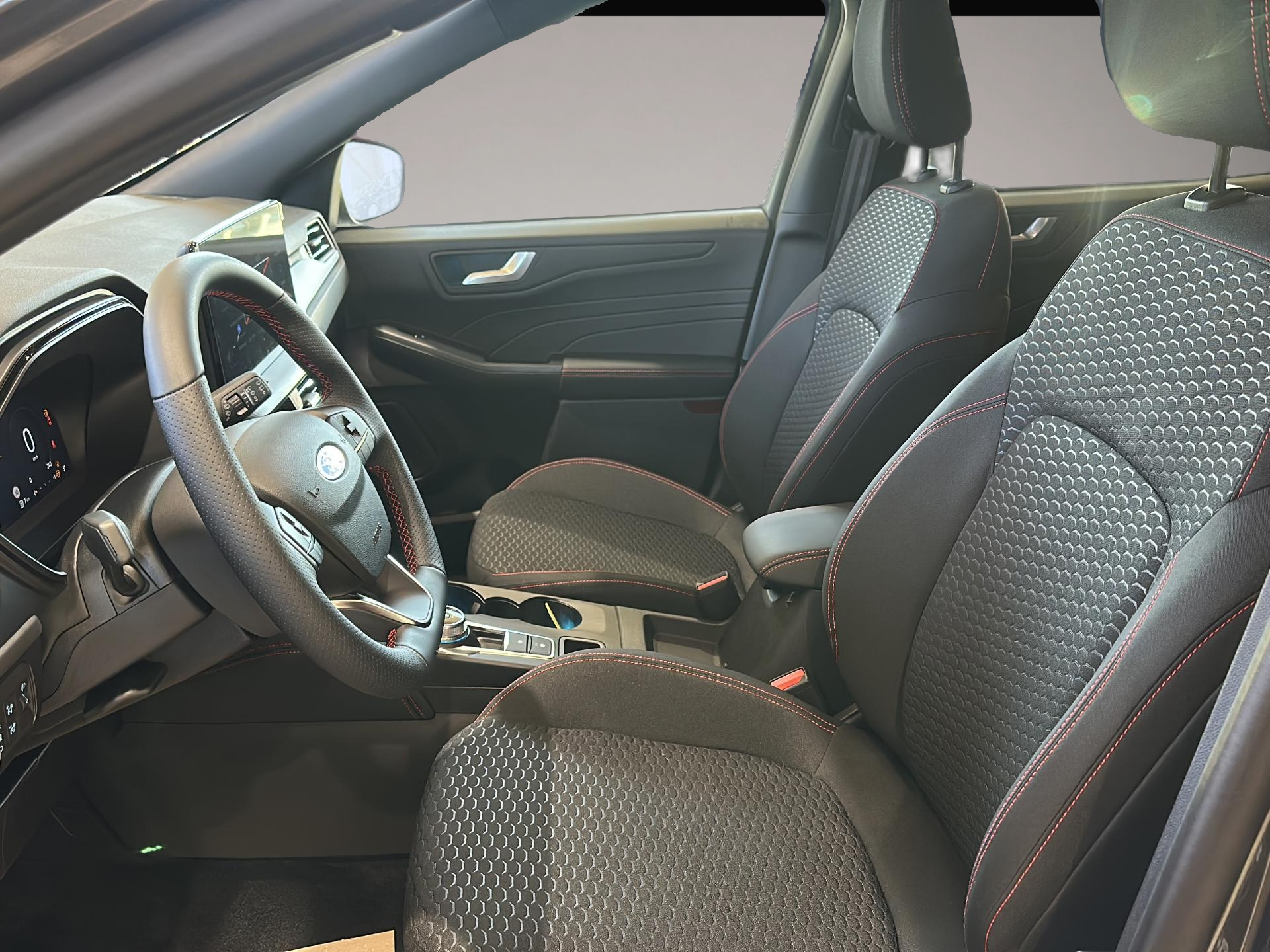 Ford Kuga (10/2025, Hybrid (Benzin/Elektro))