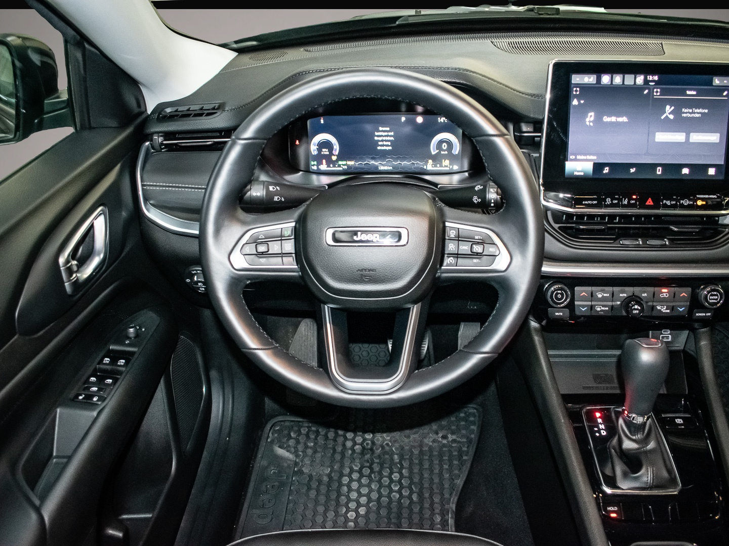 Jeep Compass (06/2023, )