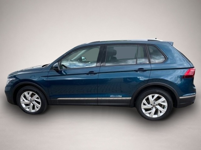 Volkswagen Tiguan (04/2021, Benzin)