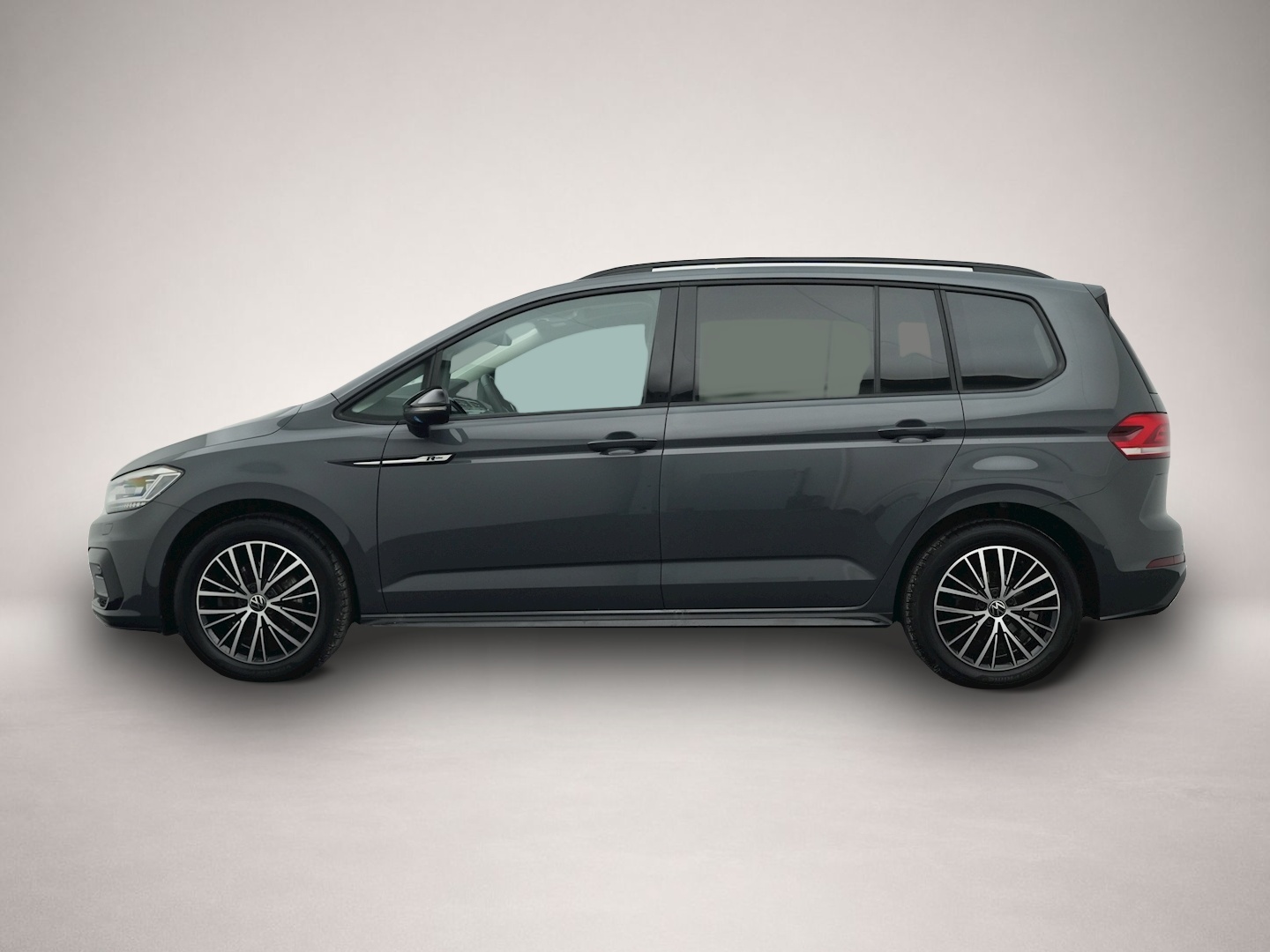 Volkswagen Touran (10/2024, Benzin)