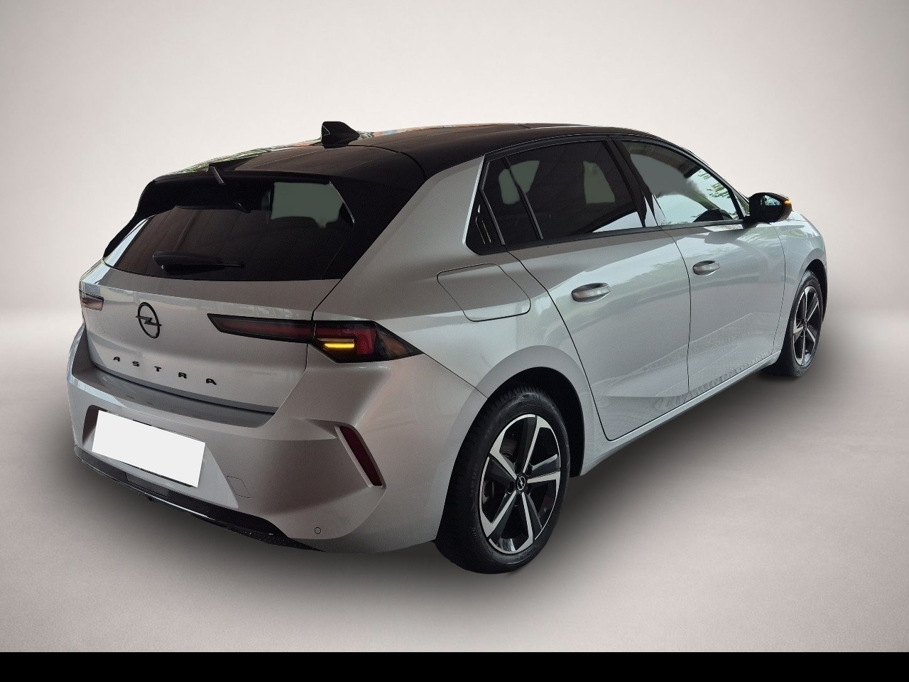 Opel Astra (03/2025, Benzin)