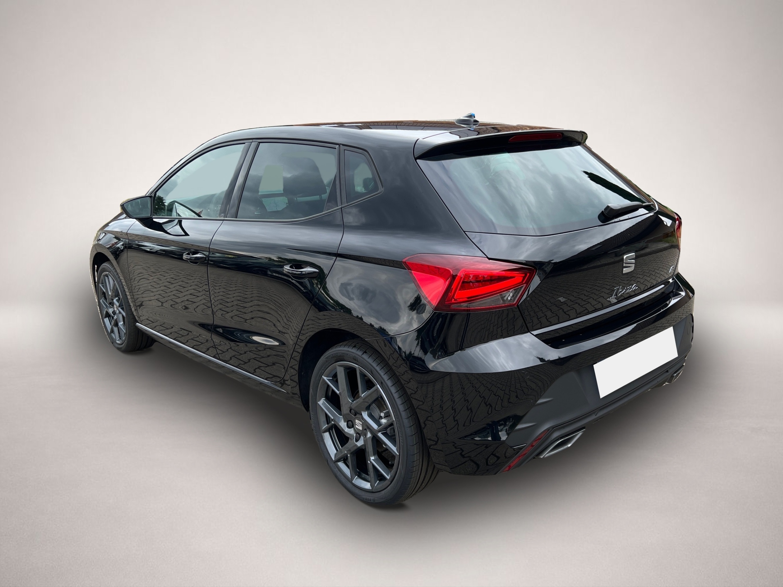 SEAT Ibiza, image 3 of 5